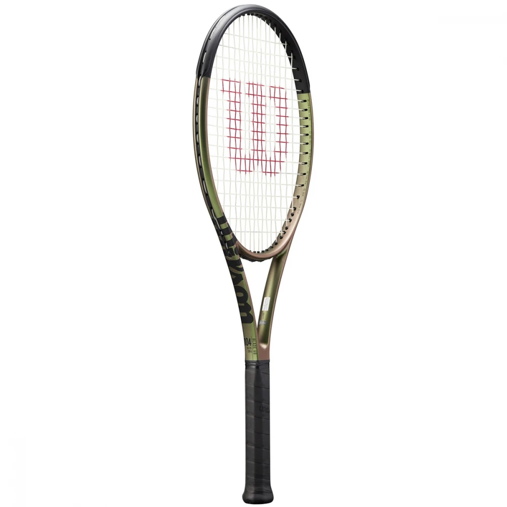 Wilson Blade 104 V8 Tennis Racquet 4 Wilson Blade 104 V8 Tennis Racquet - Image 2